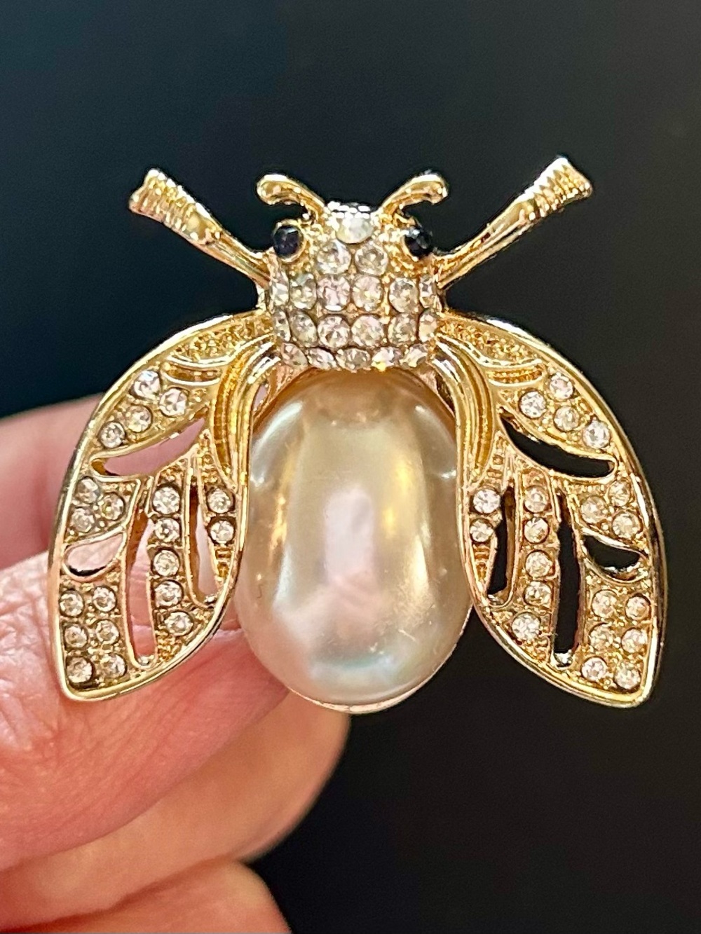 🐝 Faux Pearl Rhinestone Bee Pin Brooch NEW 🐝